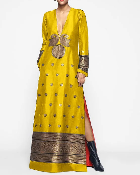 V-neck embroidered kaftan dress
