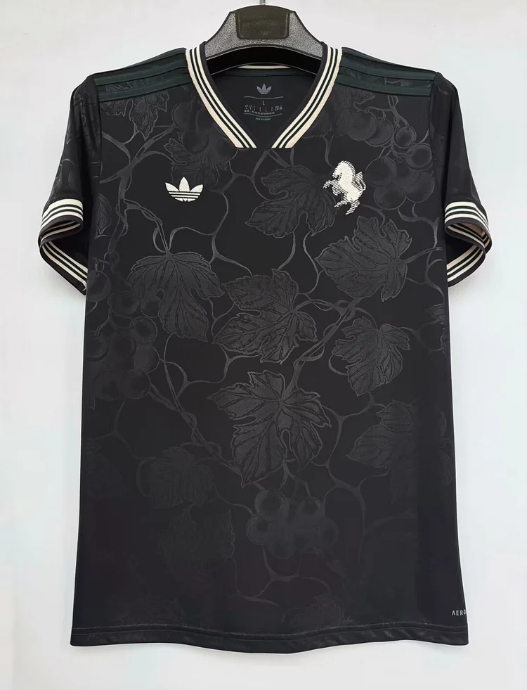 25/26 Juventus Second Away Fan Edition