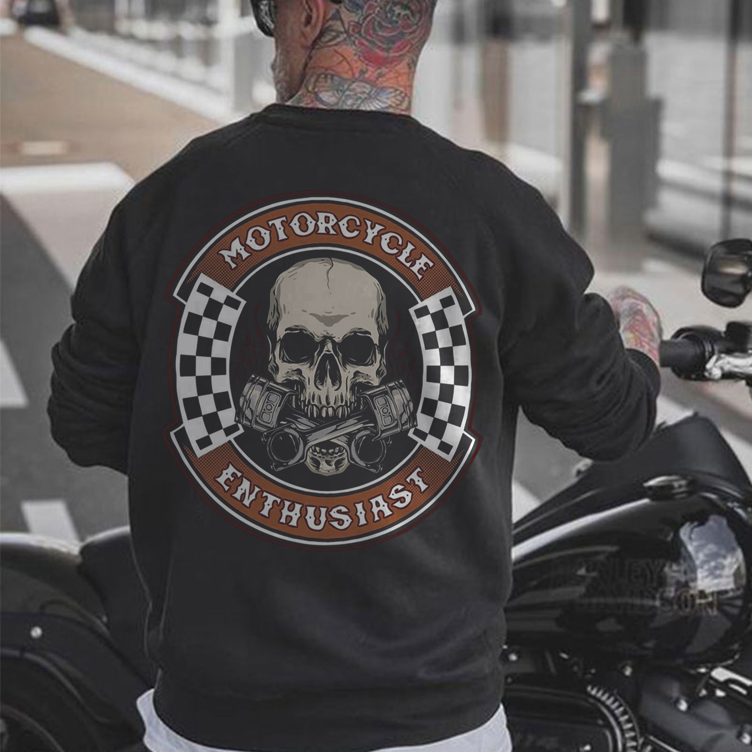 MOTORCYCLE ENTHUSIAST Skull Motor Handles Black Print Sweatshirt