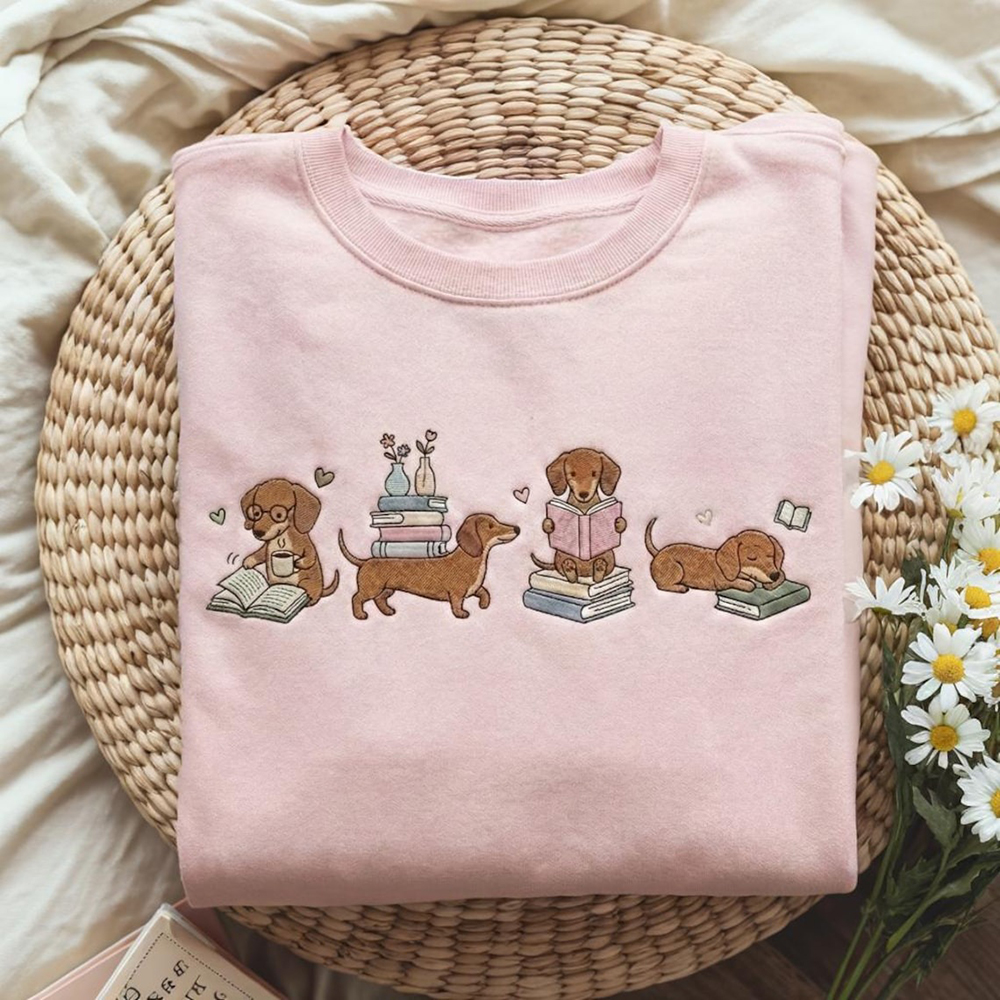 Cute Dachshund Book Lover Pattern Cozy Sweatshirt wearshes
