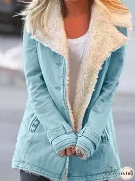 Relaxed and Timeless winter Coat