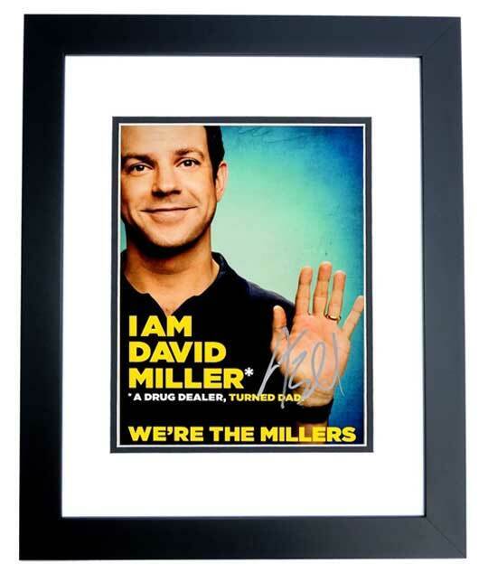 Jason Sudeikis Signed We're the Millers 8x10 inch Photo Poster painting FRAMED - SNL Comedian