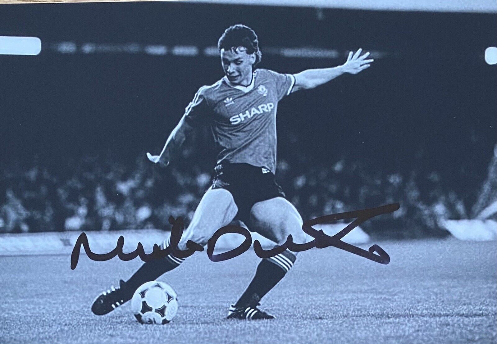 Mike Duxbury Genuine Hand Signed Manchester United 6X4 Photo Poster painting 16