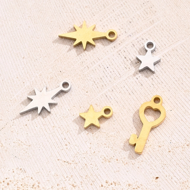 1 Piece 13x7mm 14x6mm 7×5.5mm Hole 1~1.9mm 304 Stainless Steel 18K Gold Plated Pentagram Heart Shape Key Polished Jewelry Accessories Pendant