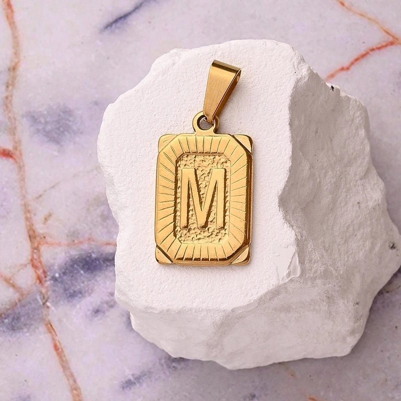 1 Pc/Package 27x17mm 10x5mm 304 Stainless Steel 18K Gold Plated Letter Simple Polished Pendant Jewelry Accessories