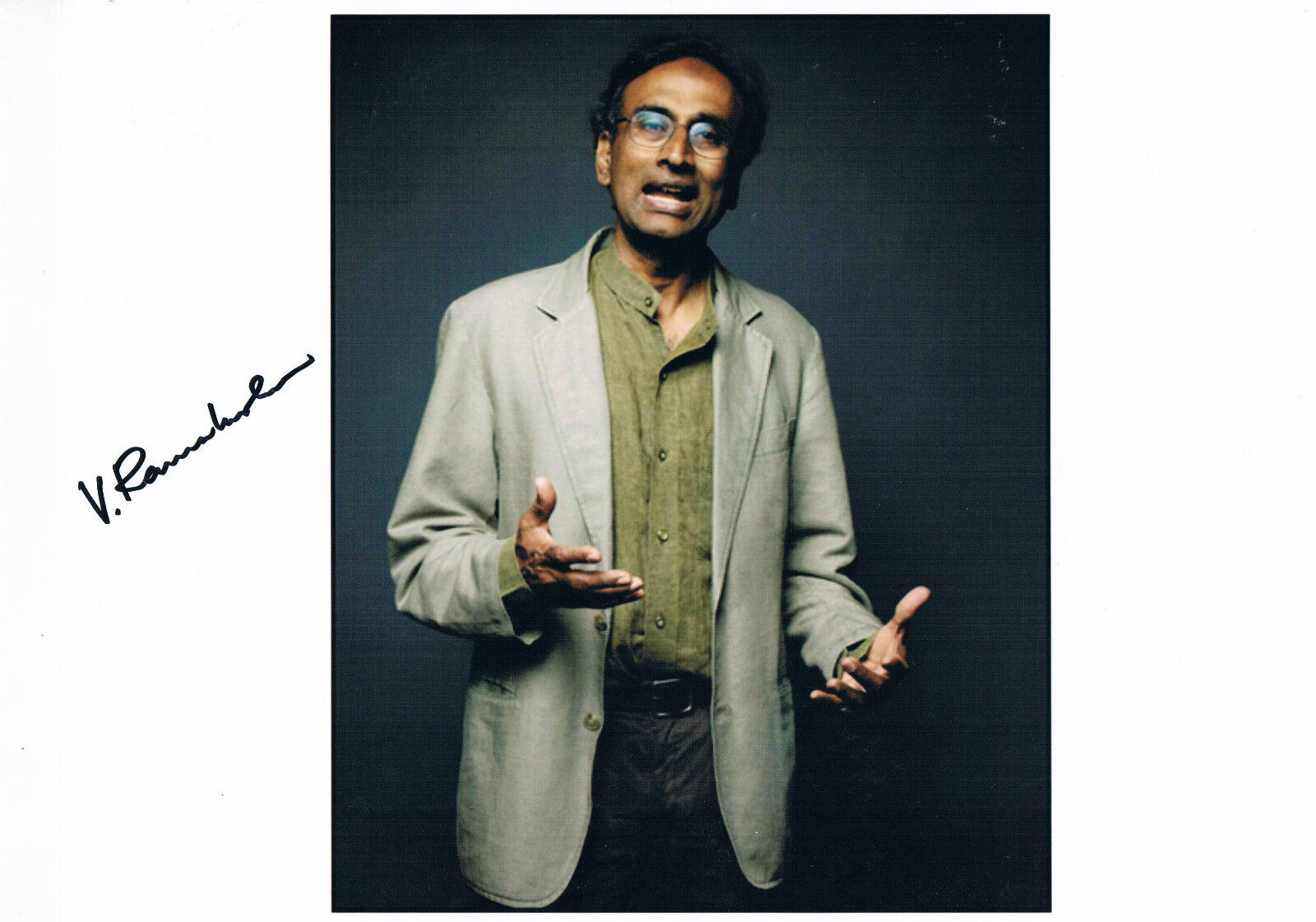 Venkatraman Ramakrishnan genuine autograph 8x11