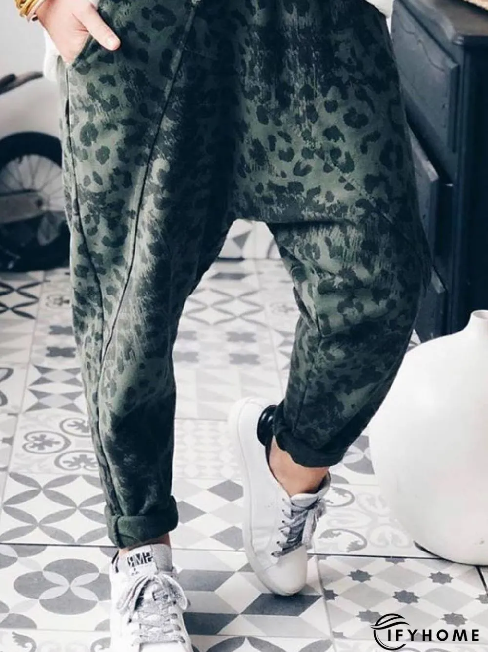 Gray Leopard Floral-Print Casual Pants | IFYHOME