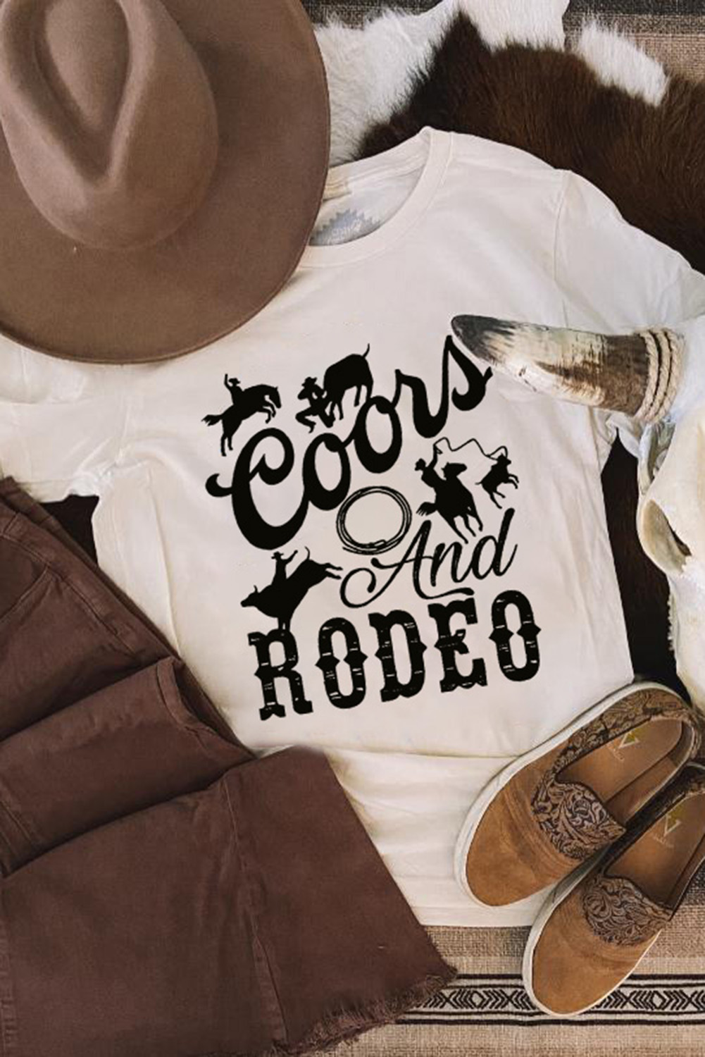 White Western Pattern Letter Print Crew Neck Graphic T-shirt
