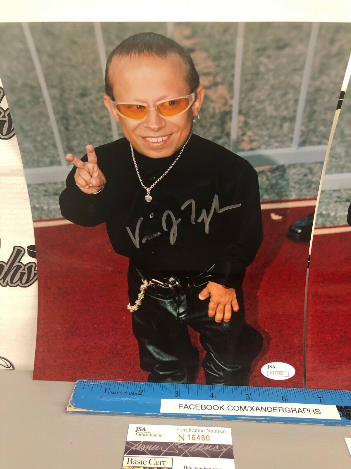 VERNE TROYER MINI ME AUSTIN POWERS SPY SIGNED AUTOGRAPHED 8x10 Photo Poster painting JSA COA