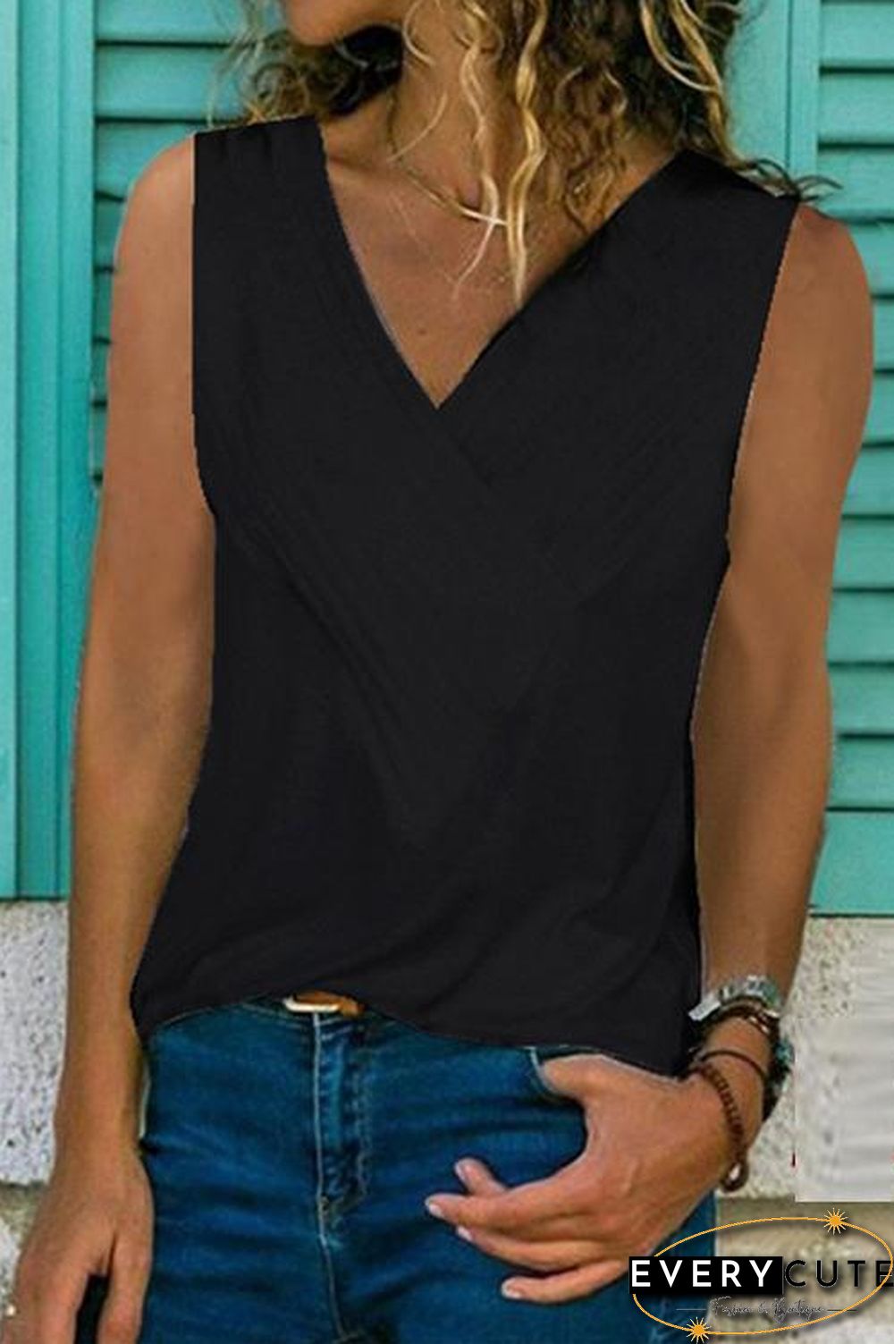 Basic V-Neck Sleeveless T-shirt
