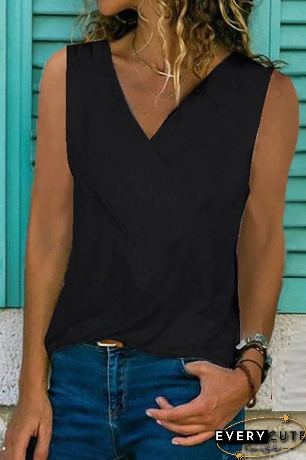 Basic V-Neck Sleeveless T-shirt
