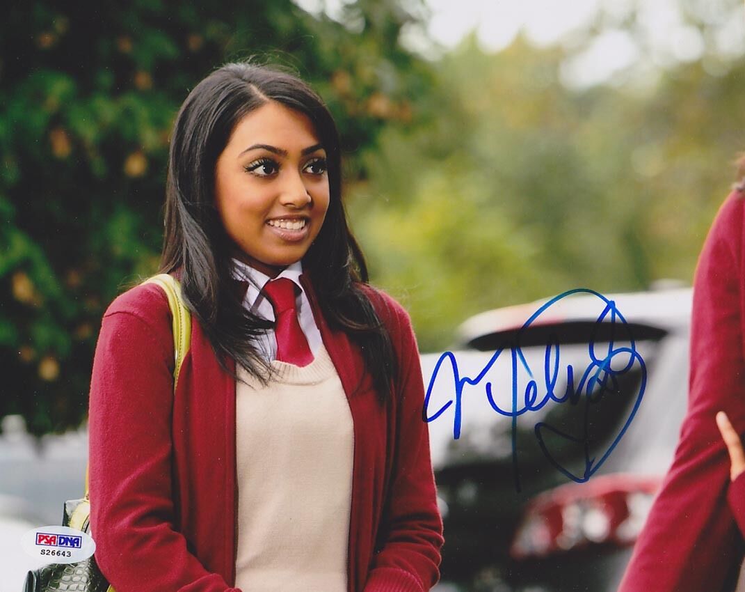 Melinda Shankar SIGNED 8x10 Photo Poster painting Alli Degrassi PSA/DNA AUTOGRAPHED