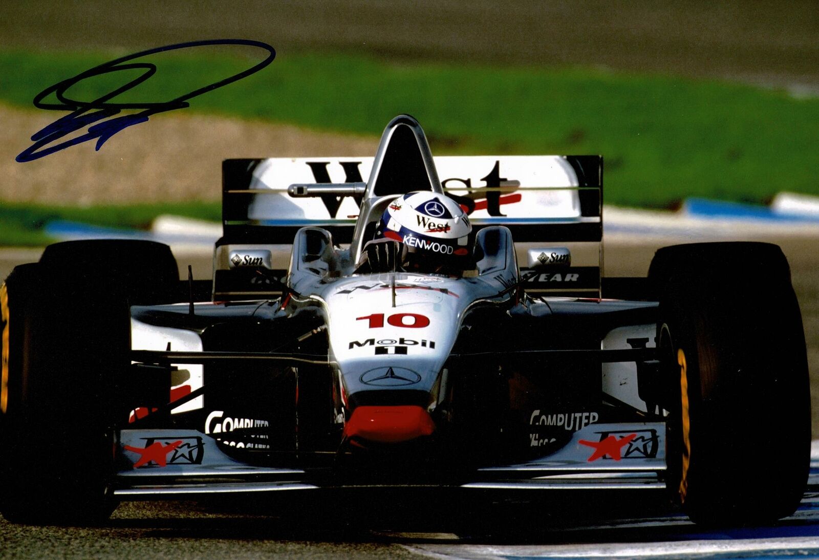 David Coulthard Signed 12X8 Photo Poster painting McLaren MP4/12 Formula ONE AFTAL COA (3608)