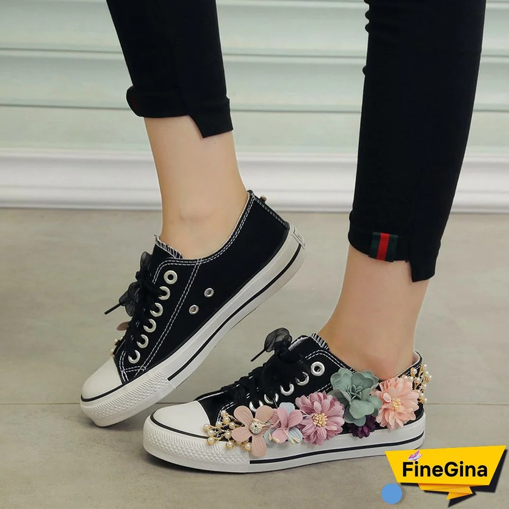 3D Blossom Decor Casual Canvas Shoes