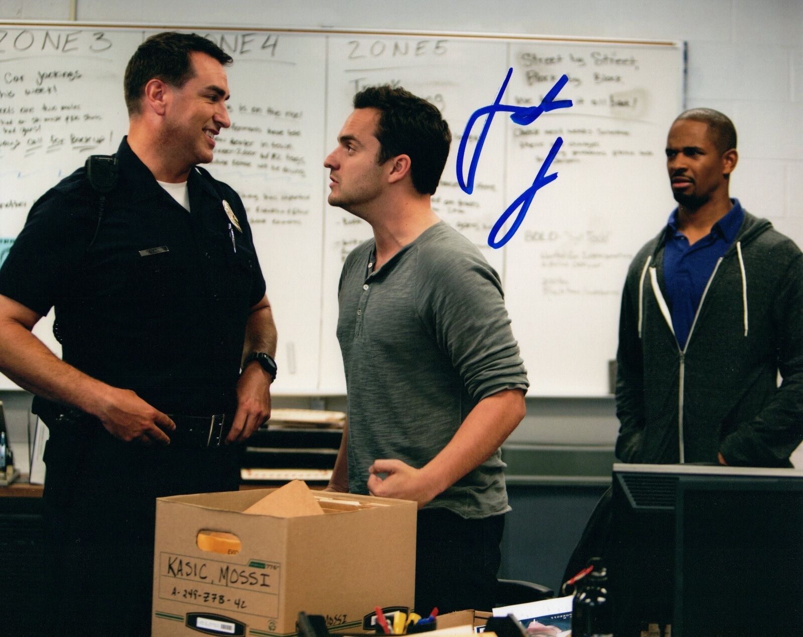 Jake Johnson Signed Autographed 8x10 Photo Poster painting New Girl Lets Be Cops COA VD