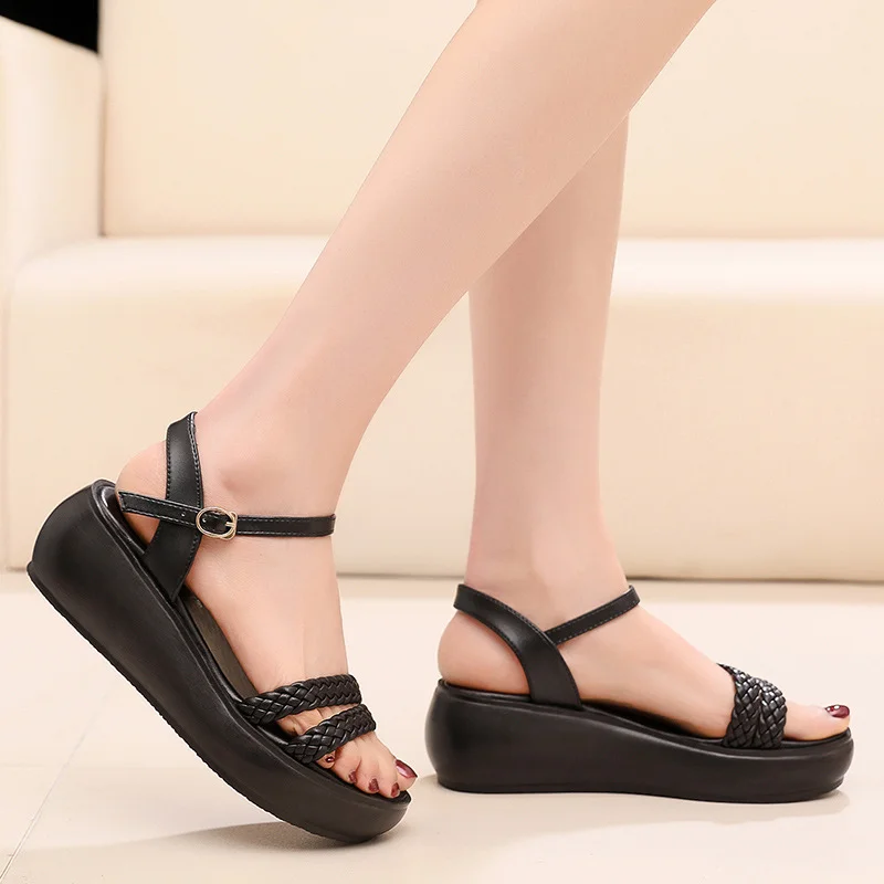 Breakj Breakj Braided Slope And Waterproof Table Beach Sandals Women's Summer Buckle Loose Cake Thick Soles Comfortable Casual Women's Shoes