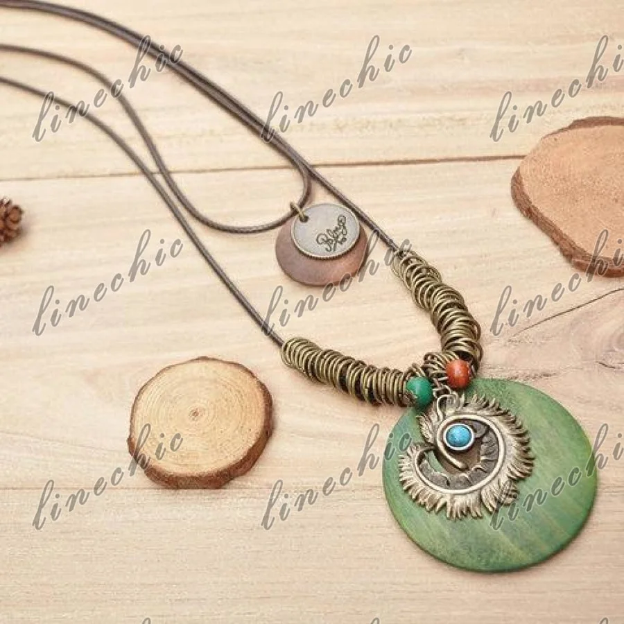 Casual Round Alloy Vintage Sweater Necklace