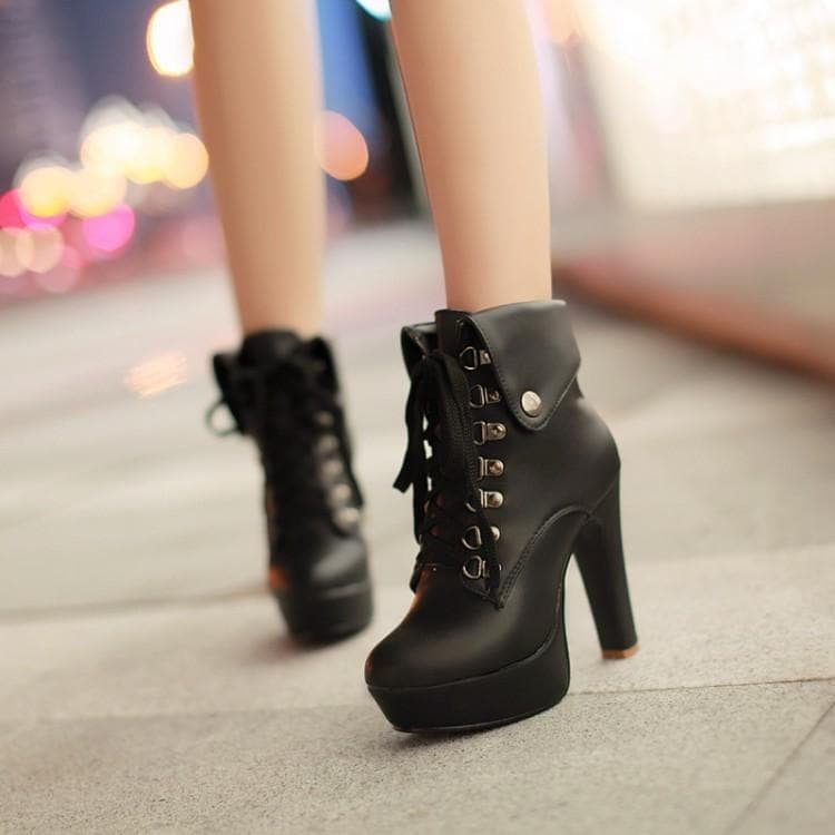 Black/White/Brown Elegant Laced High Heel Boots S12831