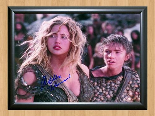 Planet of the Apes Estella Warren Signed Autographed Photo Poster painting Poster Print Memorabilia A4 Size