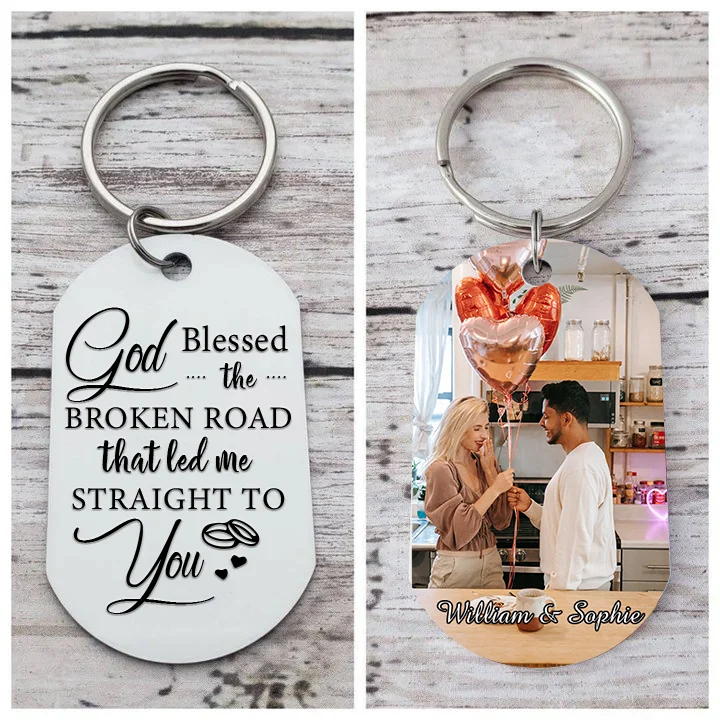 Personalized Couple Photo Keychain Customized 2 Names Keyring Valentine's Day Gifts - God Blessed the Broken Road that Led Me Straight To You