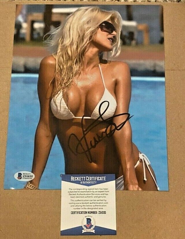 VICTORIA SILVSTEDT SIGNED SEXY 8X10 Photo Poster painting BECKETT CERTIFIED #2