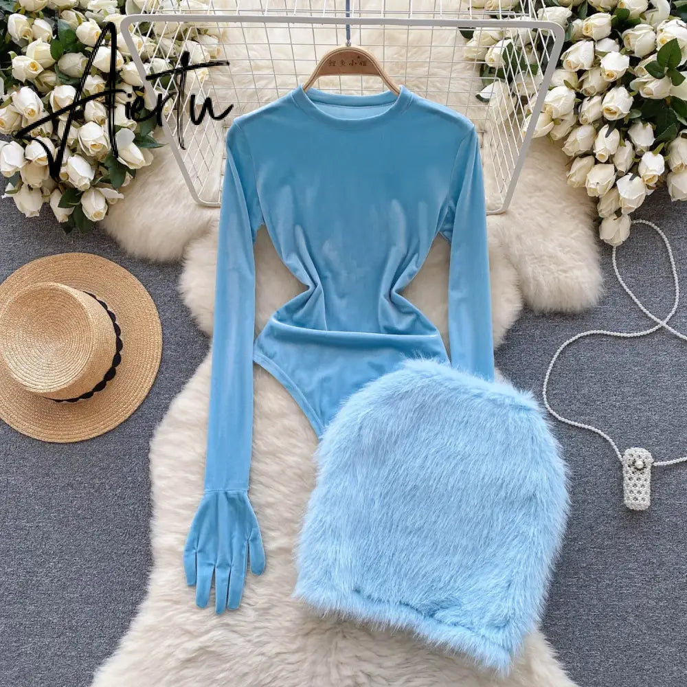 Aiertu Autumn Long Sleeves Bodysuits 2023 Women O Neck Open Crotch Velvet Slim Playsuits+Plush Sexy Mini Skirt Suits Aiertu