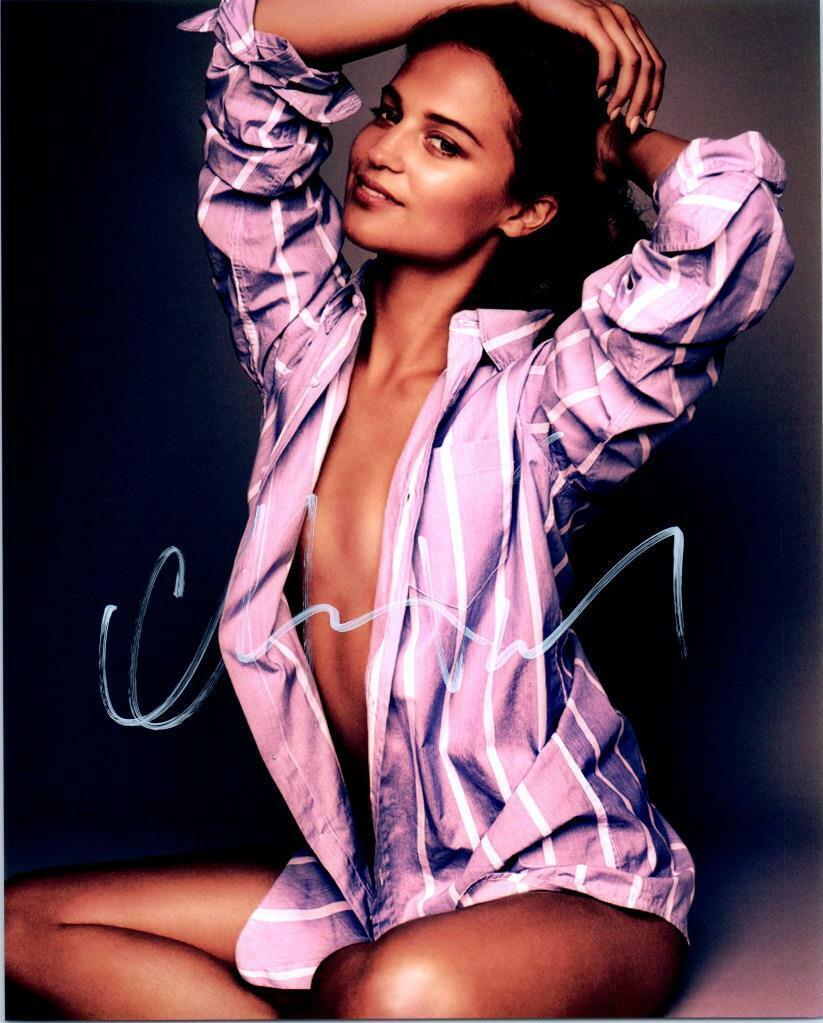 Alicia Vikander signed 8x10 Photo Poster painting Picture autographed Pic includes COA