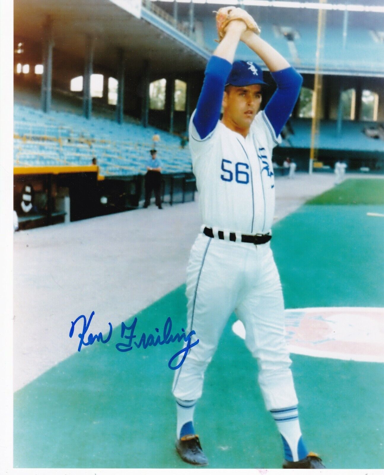 KEN FRAILING CHICAGO WHITE SOX ACTION SIGNED 8x10