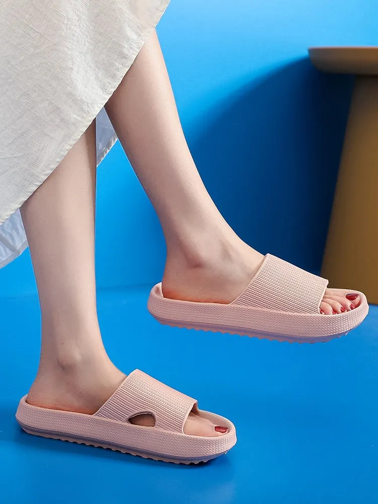 Women Thick Platform Cloud Slippers Eva Soft Sole Slippers Summer Beach Slide Sandals Leisure Man Bathroom Anti-Slip Shoes