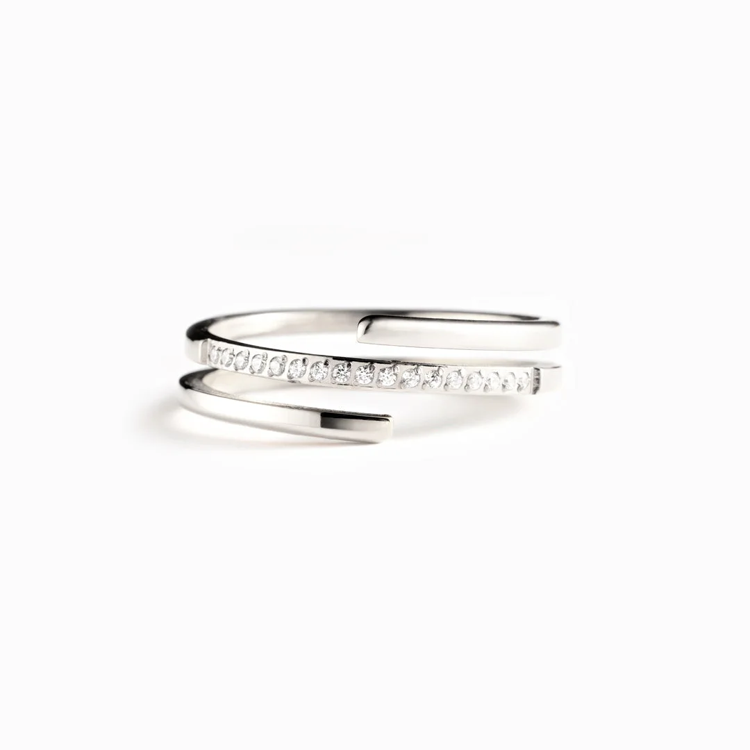 Mom A Hug From Me To You Spiral Ring