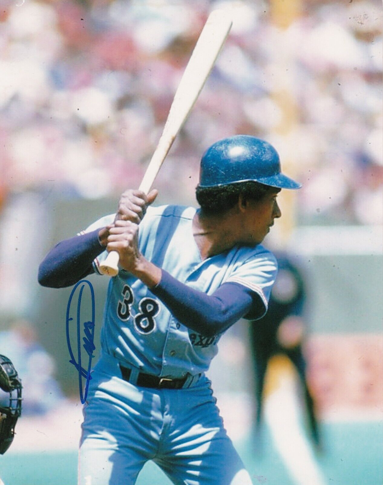 PEPE FRIAS MONTREAL EXPOS ACTION SIGNED 8x10