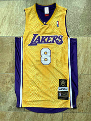 Los Angeles Lakers Kobe Bryant Yellow 24 MN