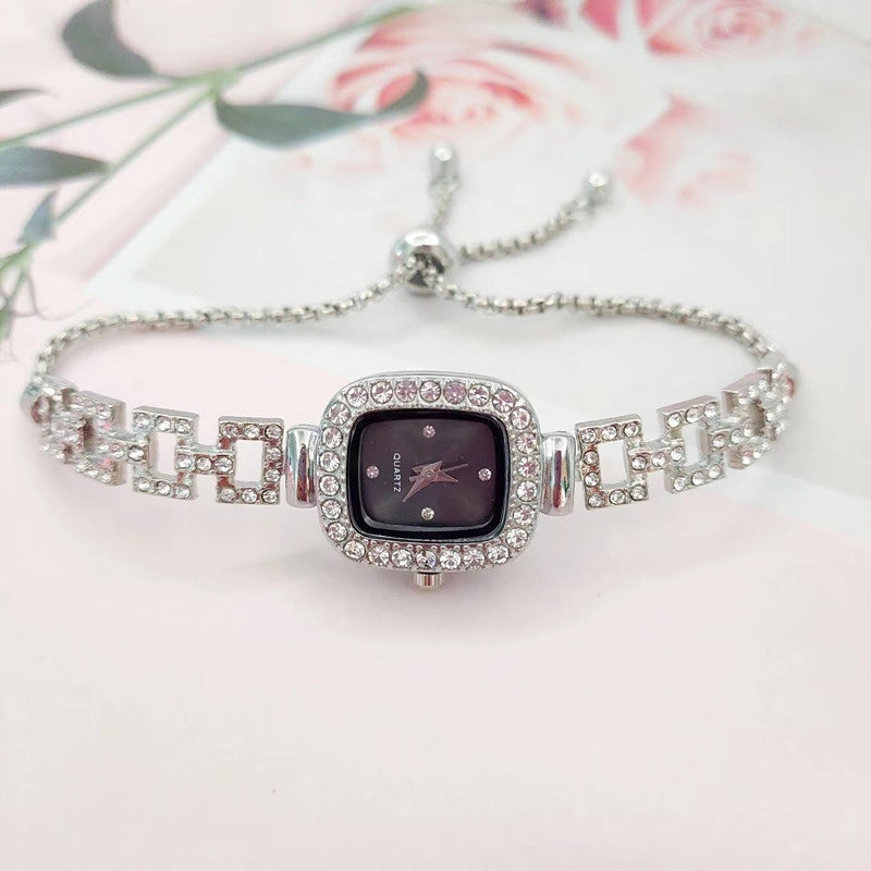 Elegant Luxurious Solid Color Telescopic Rope Quartz Watch Women’s Watches