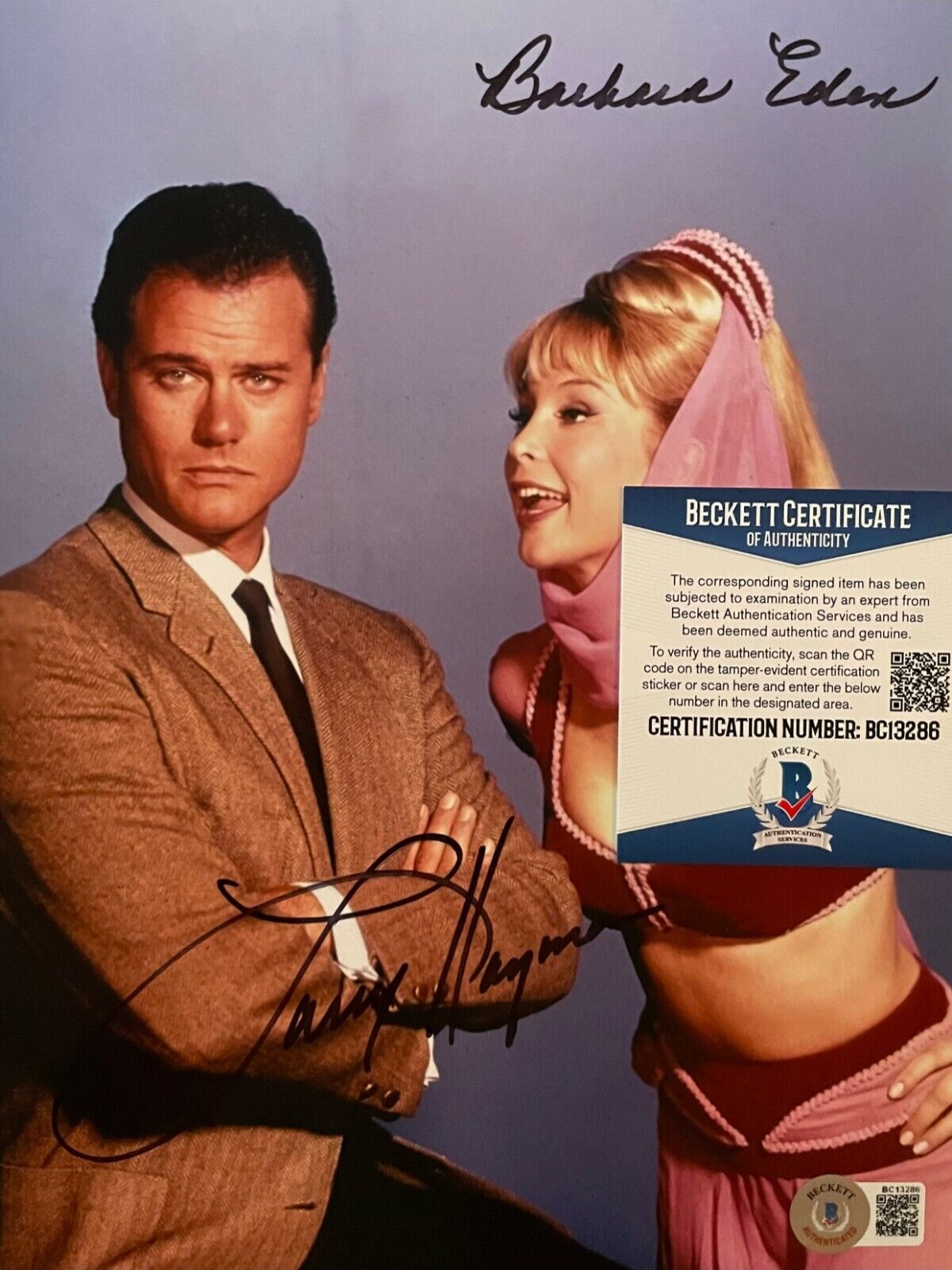 Larry Hagman/Barbara Eden I Dream of Jeannie Signed 8X10 Photo Poster painting w/Beckett COA #4