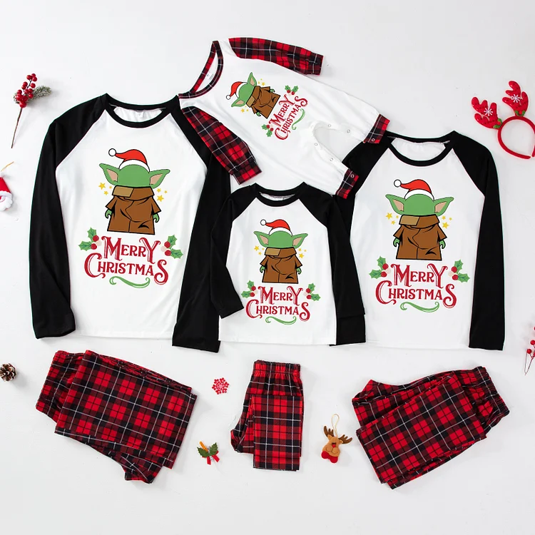 Baby Yoda Merry Christmas Family Matching Pajamas Set(Black)