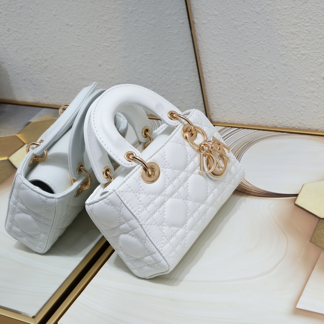 08b13e82ad93a2c0e6161d02f7560aa4