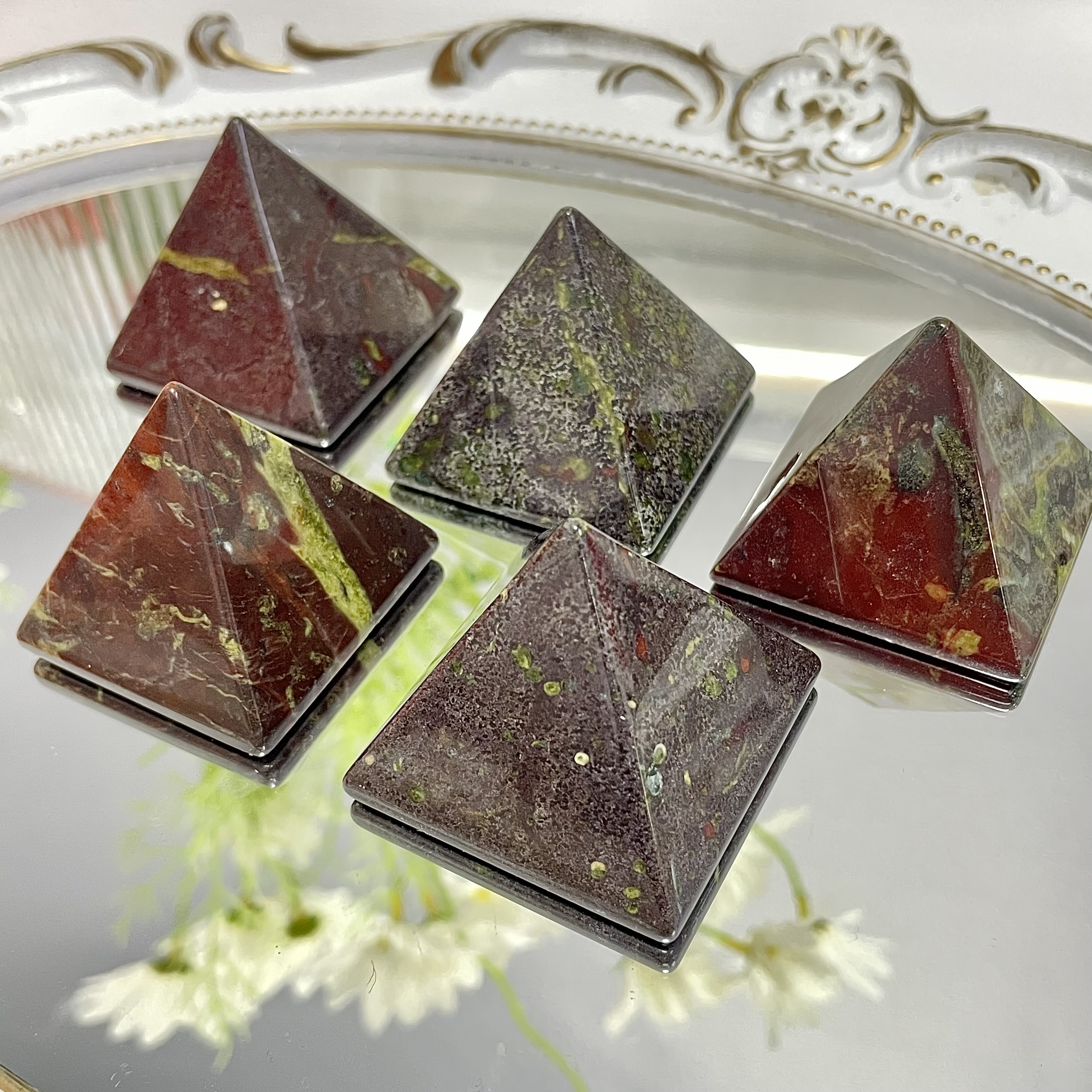 4cm Drangon Blood Stone Pyramid 1pcs