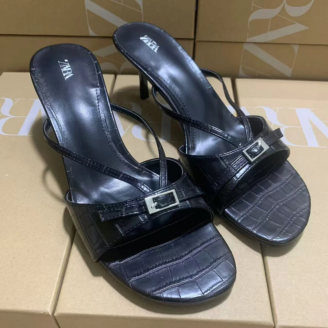 Breakj Breakj Home 2025 New Crocodile Characteribal Cold Slippers Black Fine High And Casual Round Head Buckle Ornament