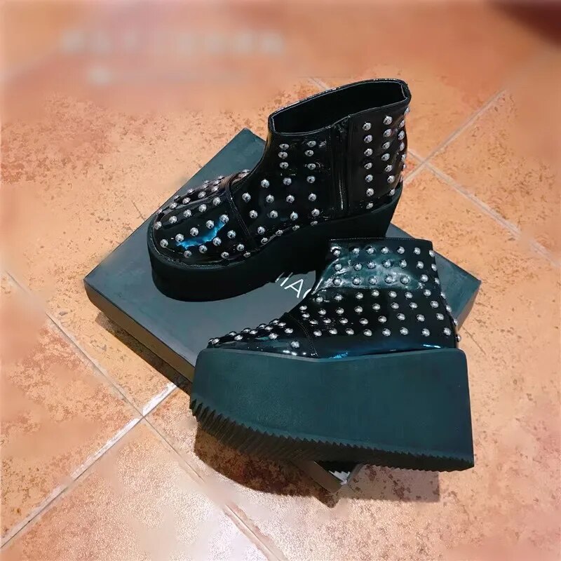 VCshoes Women Motorcycle Boots Woman High Heels Pumps Lady Knight Boots Girl Punk Dark Boots Martin Ankle Rivets Boots 47