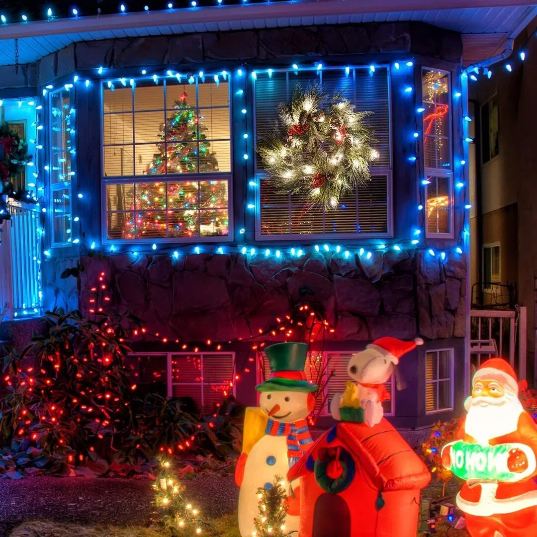 Red Berry Clusters and Pine Cone Winter Door Wreath Snowflake Christmas Wreath