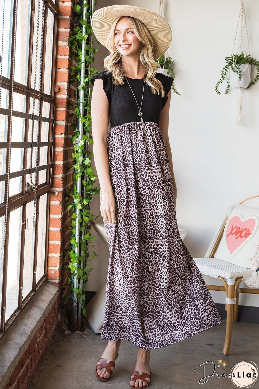 Leopard Print Round Neck Maxi Dress with Pockets