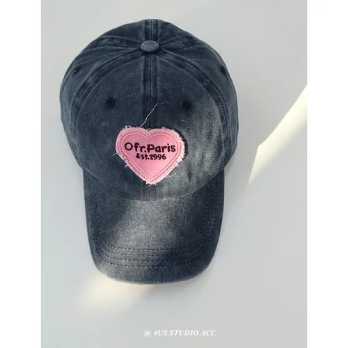 Love Embroidered Peaked Cap Childrens Face a Little Retro Soft Top Casual Sun-Proof Baseball Cap Tide