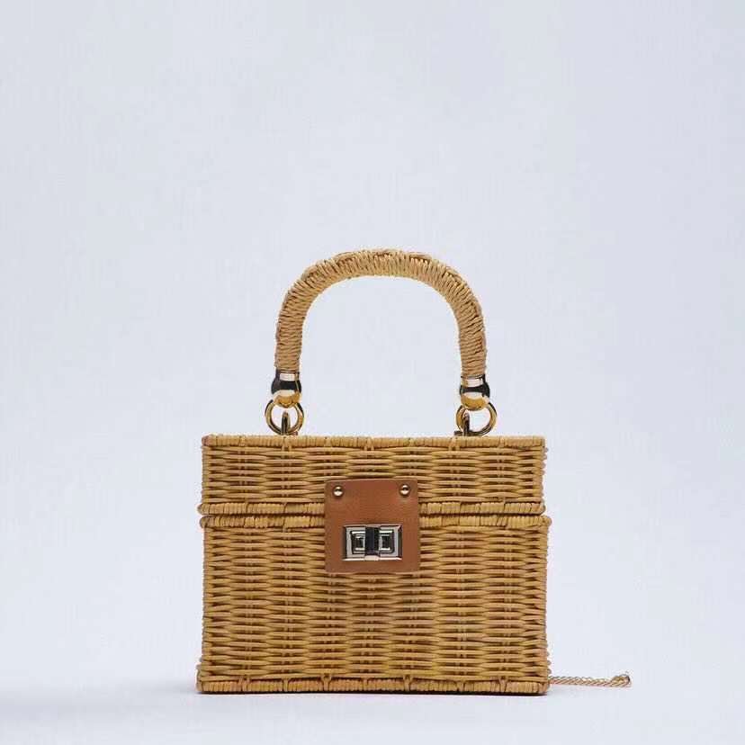 Metal Buckle Woven Box Bag Straw Bag Rattan Bag Shoulder Diagonal Bag Portable  Designer Handbags High Quality 2021 Luxury