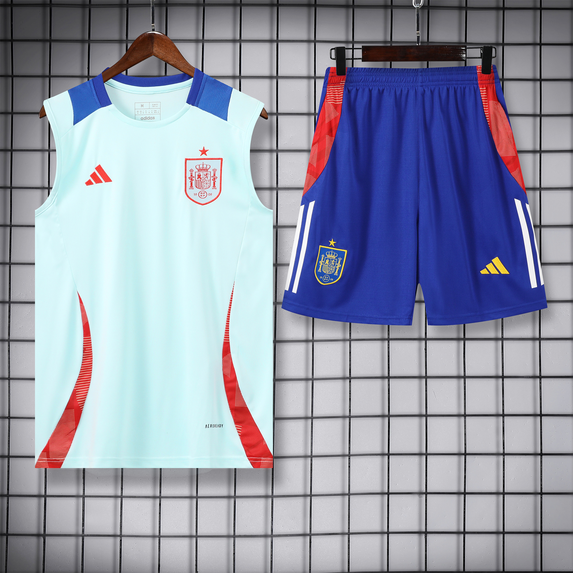 Spain 24-25 Vest Training Set - Light Blue