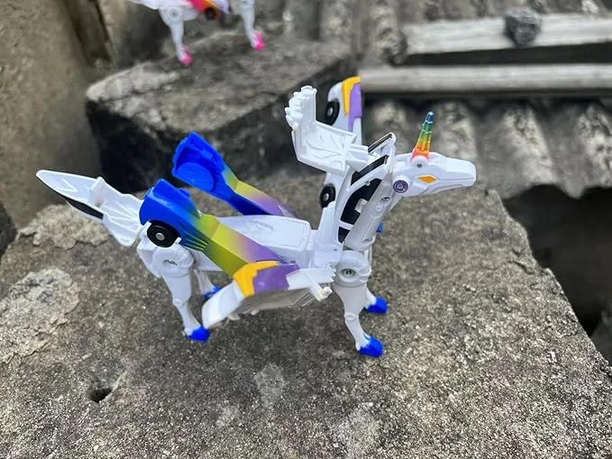 💡Hot Sale💡Transforming Car Robot Toys Unicorn Racing Car Set Automatic Deformation Magnetic Connections