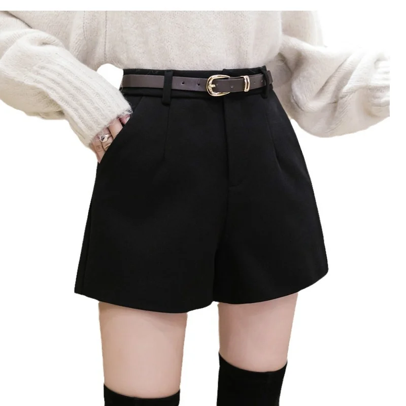 Breakjstore Black Woolen Shorts Female Spring And Autumn Outside Wearing Small Tall Waist Wide Leg Pants 2025 New Show Thin Bottom Boots Pants