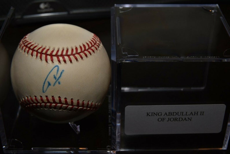 King abdullah ii of jordan signed autographed rawlings baseball very rare!!!