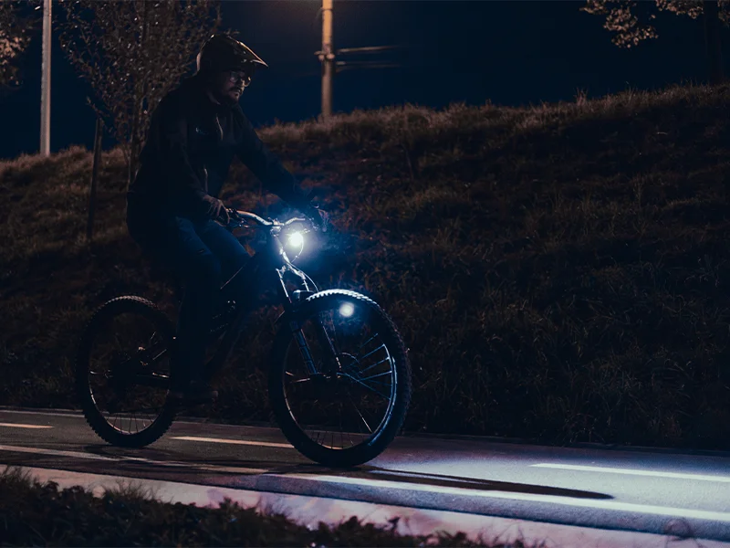 RAPTOR-1800 Ultra High Lumen Bike Front Lightt & LOOP-100 RAPTOR-1800 Ultra High Lumen Bike Front Lightt & LOOP-100