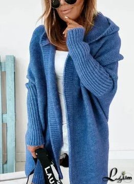 Relaxed and Timeless general garment