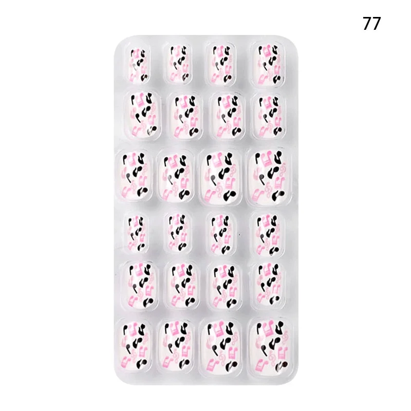Children Adult 24 Fake Nails Christmas Cartoon Pattern Boxed Children Simple Wear-resistant Finished Full Covering Nail Sticker